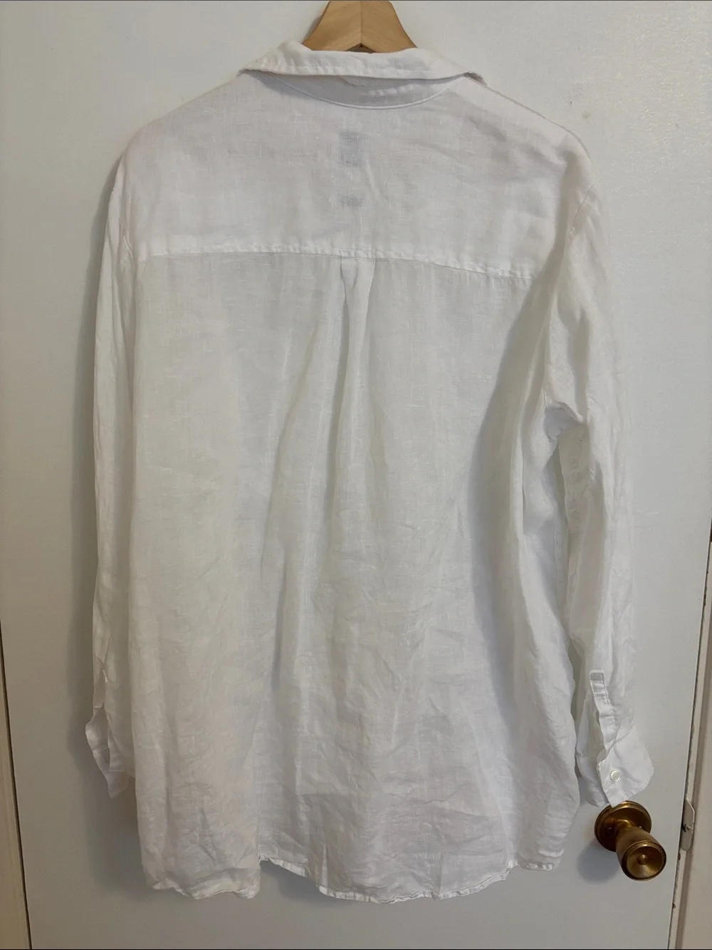 GAP white linen button down - Picture 2 of 3